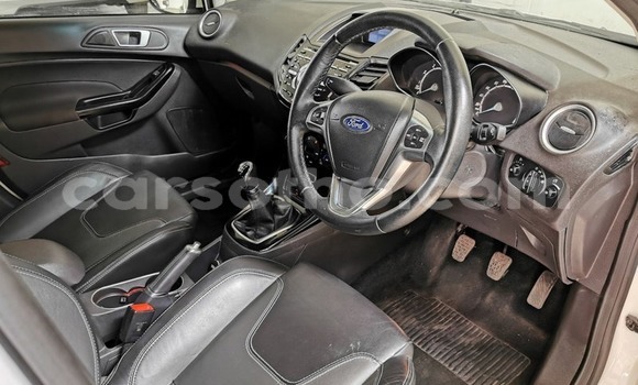 Acheter Occasion Voiture Ford Fiesta Blanc à Hlotse, Leribe Acheter Occasion Voiture Ford Fiesta Blanc à Hlotse, Leribe