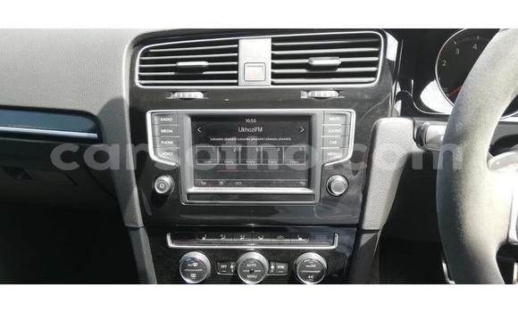 اشتري مستعمل Volkswagen Golf GTI White سيارة في Maseru في Maseru اشتري مستعمل Volkswagen Golf GTI White سيارة في Maseru في Maseru