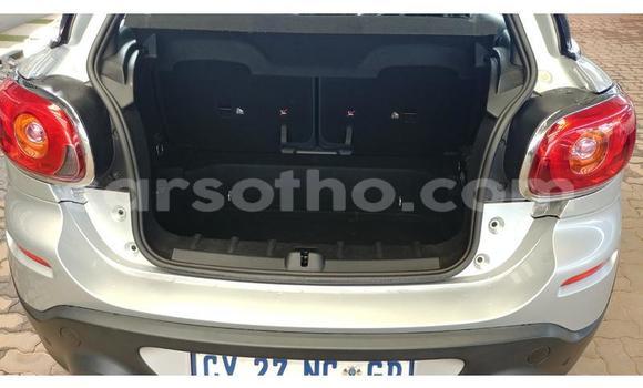 Buy Used Mini Paceman White Car in Maseru in Maseru Buy Used Mini Paceman White Car in Maseru in Maseru