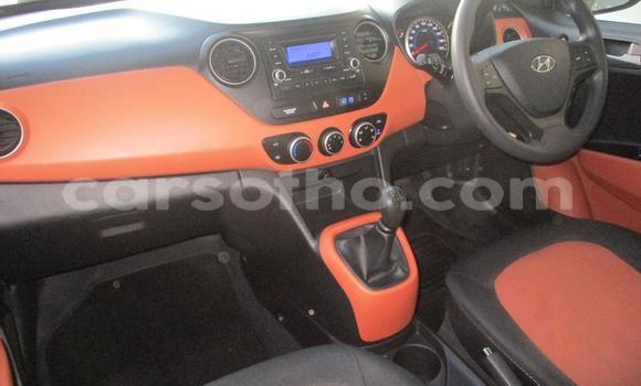 اشتري مستعمل Hyundai i10 Silver سيارة في Maseru في Maseru اشتري مستعمل Hyundai i10 Silver سيارة في Maseru في Maseru