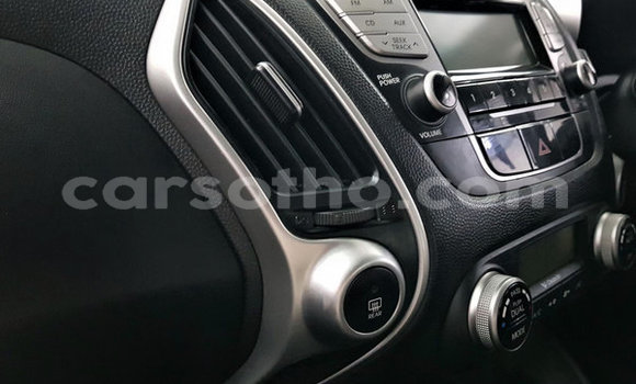 Sayi Na hannu Hyundai ix35 Silver Mota in Mafeteng a Mafeteng Sayi Na hannu Hyundai ix35 Silver Mota in Mafeteng a Mafeteng