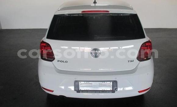اشتري مستعمل Volkswagen Polo White سيارة في Maseru في Maseru اشتري مستعمل Volkswagen Polo White سيارة في Maseru في Maseru