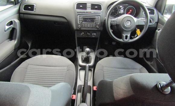 Sayi Na hannu Volkswagen Polo Silver Mota in Maseru a Maseru Sayi Na hannu Volkswagen Polo Silver Mota in Maseru a Maseru