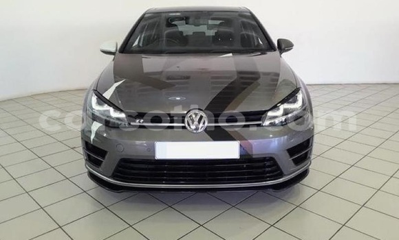 Sayi Na hannu Volkswagen Golf R Red Mota in Maseru a Maseru Sayi Na hannu Volkswagen Golf R Red Mota in Maseru a Maseru