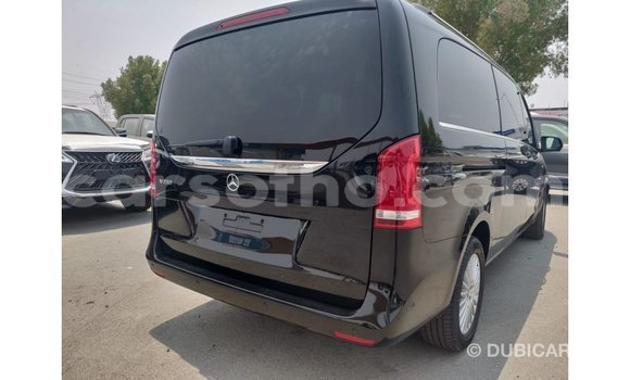 اشتري Imported Mercedes-Benz 250 Black سيارة في Import - Dubai في Maseru اشتري Imported Mercedes-Benz 250 Black سيارة في Import - Dubai في Maseru