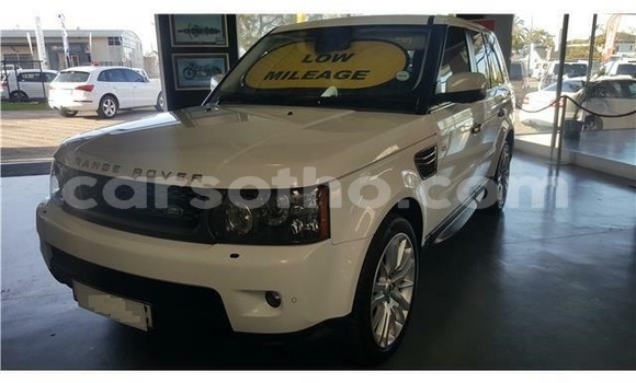 Acheter Occasion Voiture Land Rover Range Rover Sport Blanc à Maseru, Maseru Acheter Occasion Voiture Land Rover Range Rover Sport Blanc à Maseru, Maseru