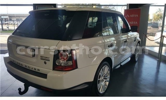 Acheter Occasion Voiture Land Rover Range Rover Sport Blanc à Maseru, Maseru Acheter Occasion Voiture Land Rover Range Rover Sport Blanc à Maseru, Maseru