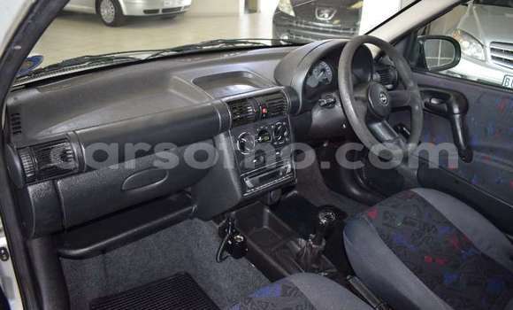 Acheter Occasion Voiture Opel Corsa Gris à Maseru, Maseru Acheter Occasion Voiture Opel Corsa Gris à Maseru, Maseru