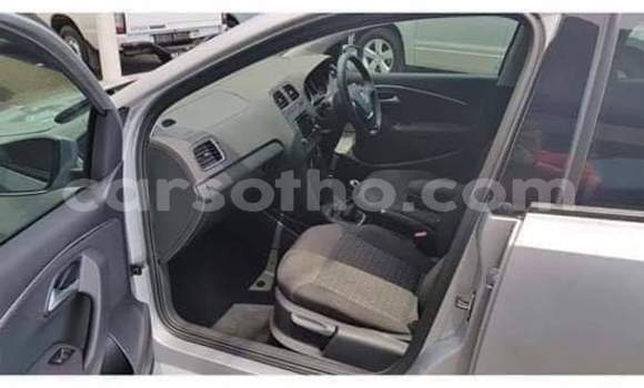 Sayi Na hannu Volkswagen Polo Silver Mota in Maseru a Maseru Sayi Na hannu Volkswagen Polo Silver Mota in Maseru a Maseru