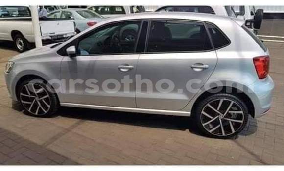 Sayi Na hannu Volkswagen Polo Silver Mota in Maseru a Maseru Sayi Na hannu Volkswagen Polo Silver Mota in Maseru a Maseru