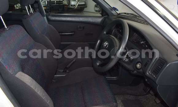 Acheter Occasion Voiture Toyota Corolla Blanc à Maseru, Maseru Acheter Occasion Voiture Toyota Corolla Blanc à Maseru, Maseru