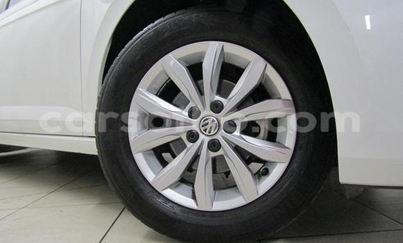 Acheter Occasion Voiture Volkswagen Polo Blanc à Maseru, Maseru Acheter Occasion Voiture Volkswagen Polo Blanc à Maseru, Maseru