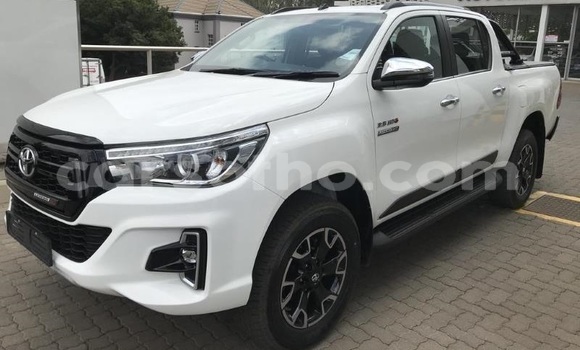 اشتري مستعمل Toyota Hilux White سيارة في Maputsoe في Leribe اشتري مستعمل Toyota Hilux White سيارة في Maputsoe في Leribe
