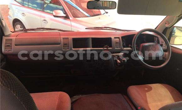 Acheter Occasion Voiture Toyota iQ Blanc à Maseru, Maseru Acheter Occasion Voiture Toyota iQ Blanc à Maseru, Maseru