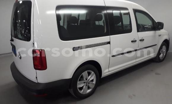 Sayi Na hannu Volkswagen Caddy White Mota in Maseru a Maseru Sayi Na hannu Volkswagen Caddy White Mota in Maseru a Maseru