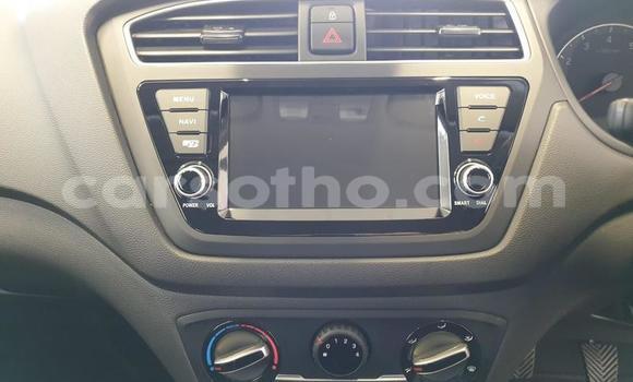 Sayi Na hannu Hyundai i20 Red Mota in Maseru a Maseru Sayi Na hannu Hyundai i20 Red Mota in Maseru a Maseru
