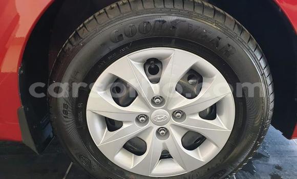 Sayi Na hannu Hyundai i20 Red Mota in Maseru a Maseru Sayi Na hannu Hyundai i20 Red Mota in Maseru a Maseru