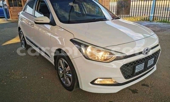 Buy Used Hyundai i20 White Car in Maseru in Maseru Buy Used Hyundai i20 White Car in Maseru in Maseru