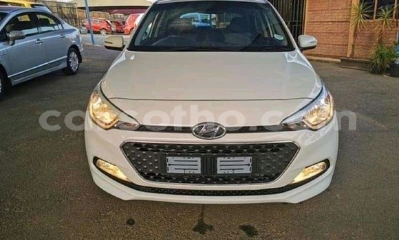 Buy Used Hyundai i20 White Car in Maseru in Maseru Buy Used Hyundai i20 White Car in Maseru in Maseru