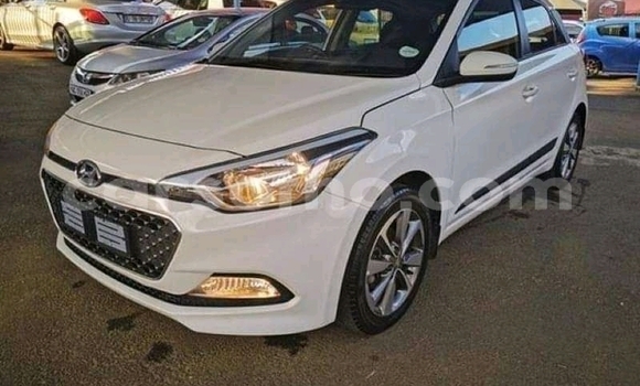 Buy Used Hyundai i20 White Car in Maseru in Maseru Buy Used Hyundai i20 White Car in Maseru in Maseru