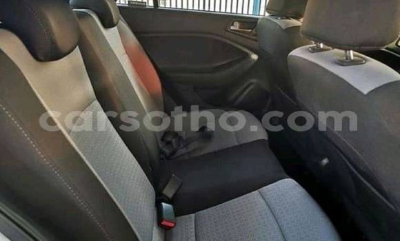 Buy Used Hyundai i20 White Car in Maseru in Maseru Buy Used Hyundai i20 White Car in Maseru in Maseru
