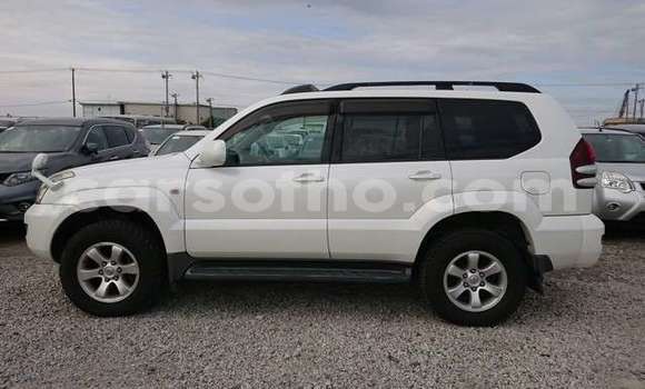 Acheter Occasion Voiture Toyota Land Cruiser Prado Blanc à Butha Buthe, Butha-Buthe Acheter Occasion Voiture Toyota Land Cruiser Prado Blanc à Butha Buthe, Butha-Buthe