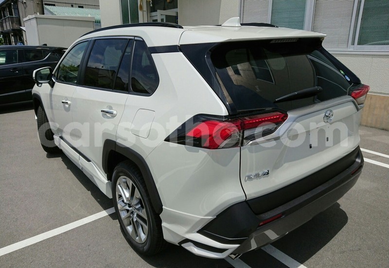 Big with watermark toyota rav4 leribe hlotse 13413