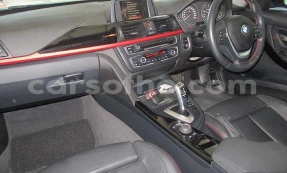 Acheter Occasion Voiture BMW 3–Series Blanc à Maseru, Maseru Acheter Occasion Voiture BMW 3–Series Blanc à Maseru, Maseru