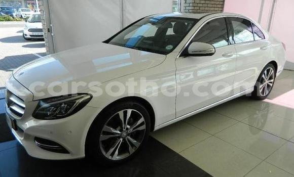 Acheter Occasion Voiture Mercedes-Benz A–Class Blanc à Maseru, Maseru Acheter Occasion Voiture Mercedes-Benz A–Class Blanc à Maseru, Maseru