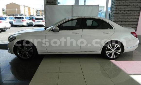 Acheter Occasion Voiture Mercedes-Benz A–Class Blanc à Maseru, Maseru Acheter Occasion Voiture Mercedes-Benz A–Class Blanc à Maseru, Maseru