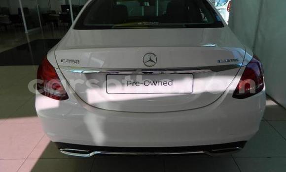 Acheter Occasion Voiture Mercedes-Benz A–Class Blanc à Maseru, Maseru Acheter Occasion Voiture Mercedes-Benz A–Class Blanc à Maseru, Maseru
