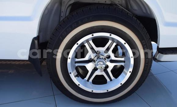 Acheter Occasion Voiture Toyota Hiace Blanc à Hlotse, Leribe Acheter Occasion Voiture Toyota Hiace Blanc à Hlotse, Leribe