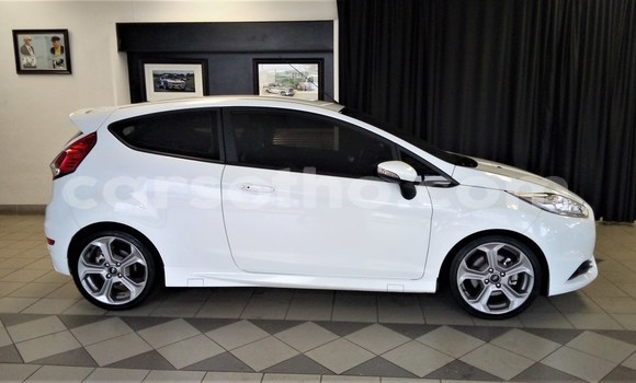اشتري مستعمل Ford Fiesta ST White سيارة في Maseru في Maseru اشتري مستعمل Ford Fiesta ST White سيارة في Maseru في Maseru