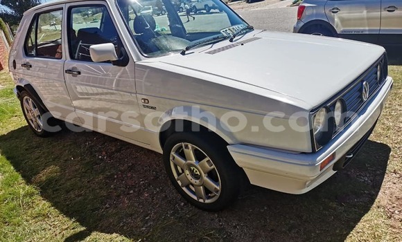 Buy Used Volkswagen Golf White Car in Butha–Buthe in Thaba-Tseka Buy Used Volkswagen Golf White Car in Butha–Buthe in Thaba-Tseka