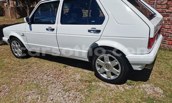 Buy Used Volkswagen Golf White Car in Butha–Buthe in Thaba-Tseka Buy Used Volkswagen Golf White Car in Butha–Buthe in Thaba-Tseka
