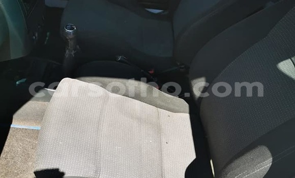 Buy Used Volkswagen Golf White Car in Butha–Buthe in Thaba-Tseka Buy Used Volkswagen Golf White Car in Butha–Buthe in Thaba-Tseka