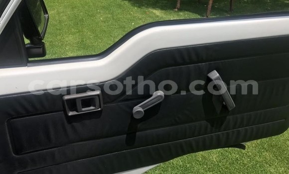 Acheter Occasion Voiture Toyota Siyaya Blanc à Maseru, Maseru Acheter Occasion Voiture Toyota Siyaya Blanc à Maseru, Maseru