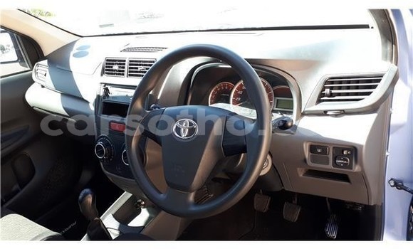 Acheter Occasion Voiture Toyota Avanza Bleu à Maseru, Maseru Acheter Occasion Voiture Toyota Avanza Bleu à Maseru, Maseru