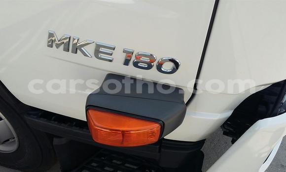 Acheter Occasion Utilitaire Nissan UD Blanc à Butha–Buthe, Thaba-Tseka Acheter Occasion Utilitaire Nissan UD Blanc à Butha–Buthe, Thaba-Tseka