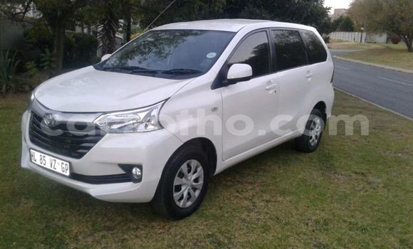 Acheter Occasion Voiture Toyota Avanza Blanc à Maseru, Maseru Acheter Occasion Voiture Toyota Avanza Blanc à Maseru, Maseru
