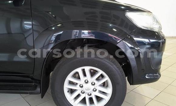 Sayi Na hannu Toyota Fortuner Black Mota in Maseru a Maseru Sayi Na hannu Toyota Fortuner Black Mota in Maseru a Maseru