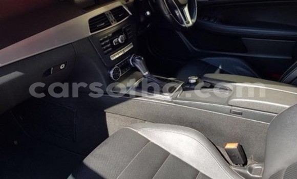 Acheter Occasion Voiture Mercedes-Benz 250 Rouge à Maseru, Maseru Acheter Occasion Voiture Mercedes-Benz 250 Rouge à Maseru, Maseru