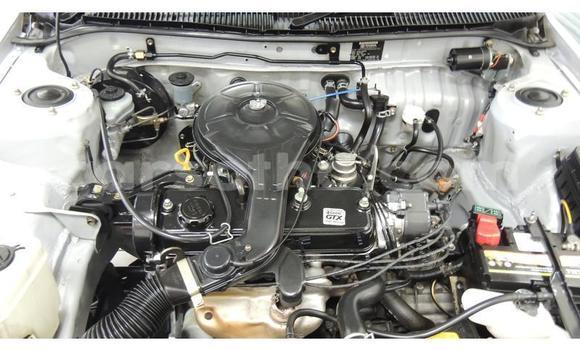 اشتري مستعمل Toyota Corolla Silver سيارة في Maseru في Maseru اشتري مستعمل Toyota Corolla Silver سيارة في Maseru في Maseru