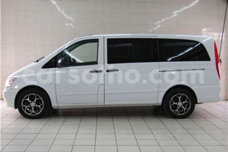 mercedes vito white