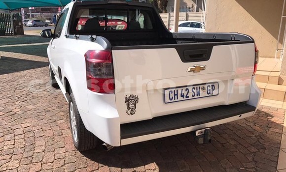 Sayi Na hannu Chevrolet S-10 Pickup White Mota in Maseru a Maseru Sayi Na hannu Chevrolet S-10 Pickup White Mota in Maseru a Maseru