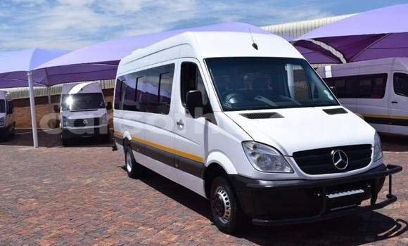 Acheter Occasion Voiture Mercedes-Benz 250 Blanc à Maseru, Maseru Acheter Occasion Voiture Mercedes-Benz 250 Blanc à Maseru, Maseru