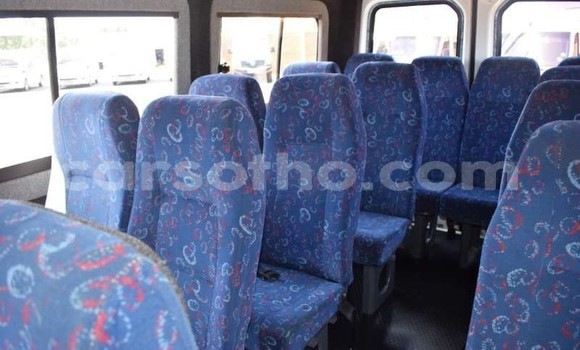 Acheter Occasion Voiture Mercedes-Benz 250 Blanc à Maseru, Maseru Acheter Occasion Voiture Mercedes-Benz 250 Blanc à Maseru, Maseru