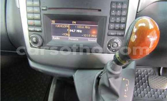 Acheter Occasion Voiture Mercedes-Benz Vito Blanc à Butha Buthe, Butha-Buthe Acheter Occasion Voiture Mercedes-Benz Vito Blanc à Butha Buthe, Butha-Buthe