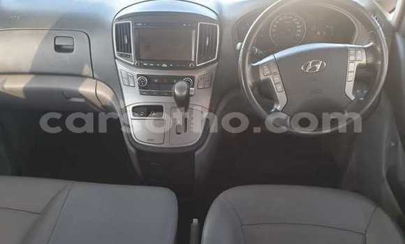 Sayi Na hannu Hyundai H1 White Mota in Maputsoe a Leribe Sayi Na hannu Hyundai H1 White Mota in Maputsoe a Leribe