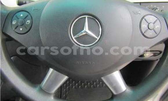 Acheter Occasion Voiture Mercedes-Benz Vito Blanc à Butha Buthe, Butha-Buthe Acheter Occasion Voiture Mercedes-Benz Vito Blanc à Butha Buthe, Butha-Buthe